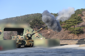 N.Korea fires some 200 artillery shells off western coast: S.Korean military