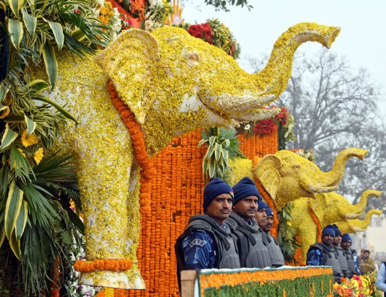 Ayodhya: Place where Karsevaks stayed in 1990 decorated with flowers ahead of Pran Pratishtha