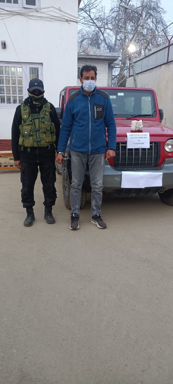 Police arrests drug peddler in Shopian, contraband substance recovered