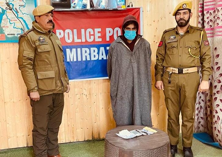 Police arrests a drug peddler in Kulgam; Contraband substance recovered