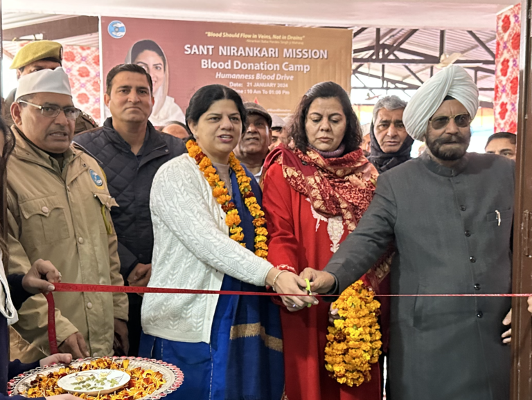 Blood Donation Camp Organised by Sant Nirankari Mission Branch Bishnah ­­127 Units of Blood donated by the devotees