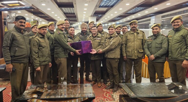 Sub Division R.S.Pura gave warm send off to Sh.Ramnish Gupta, SP Hqrs, Jammu