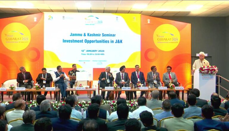 Lt Governor attends special session on ‘Investment opportunities in J&K’ at Vibrant Gujarat Global Summit