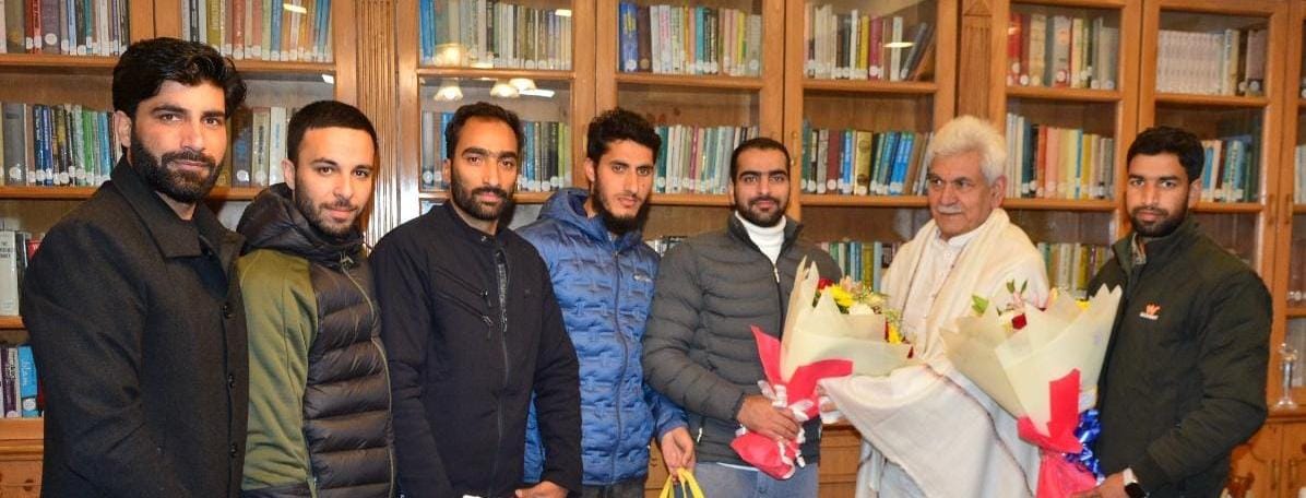 Delegation of JKSSB Selected Candidates call on Lt Governor