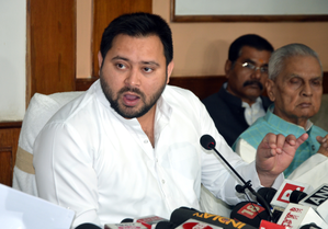 Ahead of Feb 12 floor test, RJD MLAs camp at Tejashwi’s residence