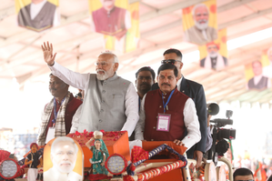 PM Modi receives warm welcome in MP’s Jhabua